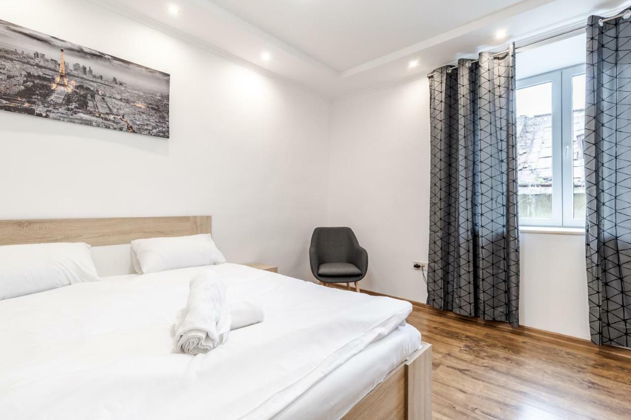 Homey Apartment ลวีฟ ภายนอก รูปภาพ